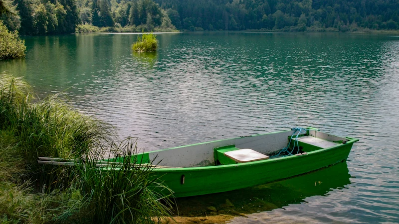 Lac dans le Jura